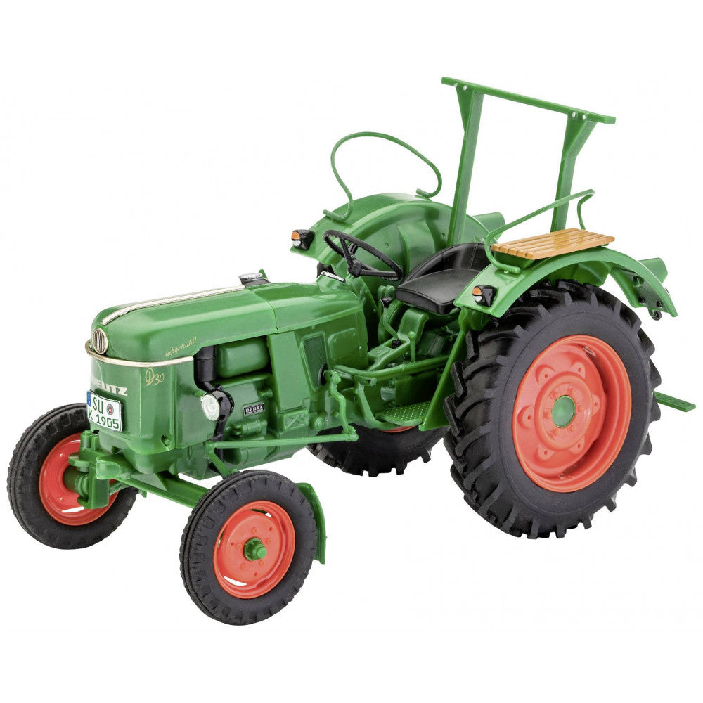 Revell Deutz D30 Tractor 1:24 Scale 07826